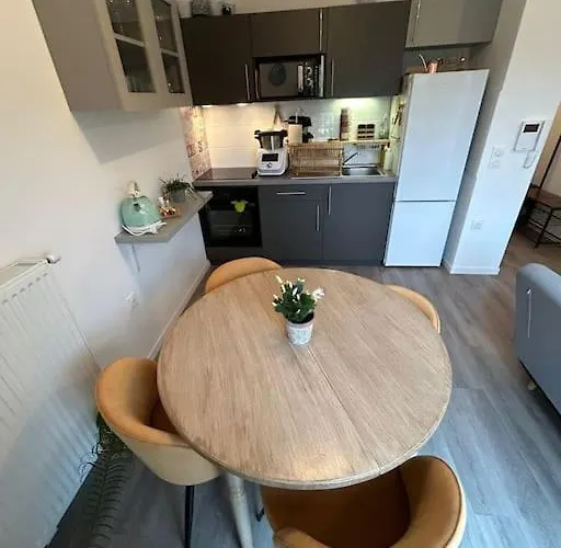 Recent Confort Lejlighed *